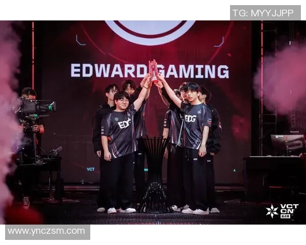 赛后分析：JDG与EDG在团队协作中的精彩表现与战术较量