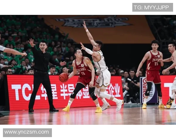 吴前带领浙江队再创辉煌,篮球场上的奋斗与荣耀之路 吴前带领浙江队再创辉煌,篮球场上的奋斗与荣耀之路